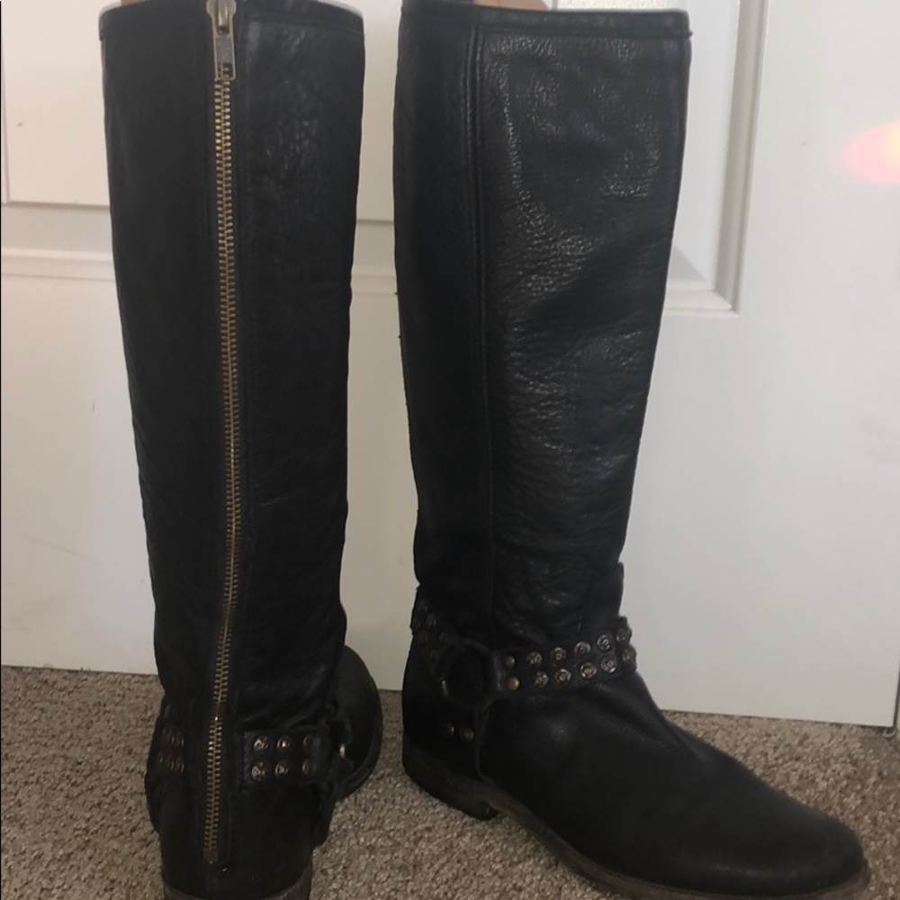 Black leather Frye boots!